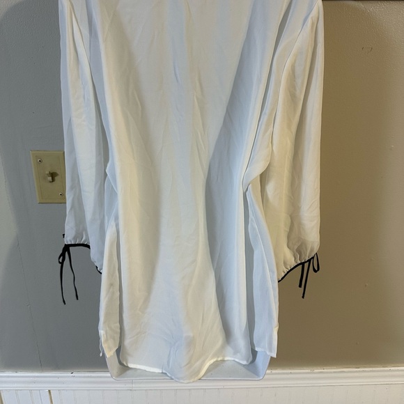 Ivanka Trump White Blouse with Black Lace Accents - Picture 5 of 5